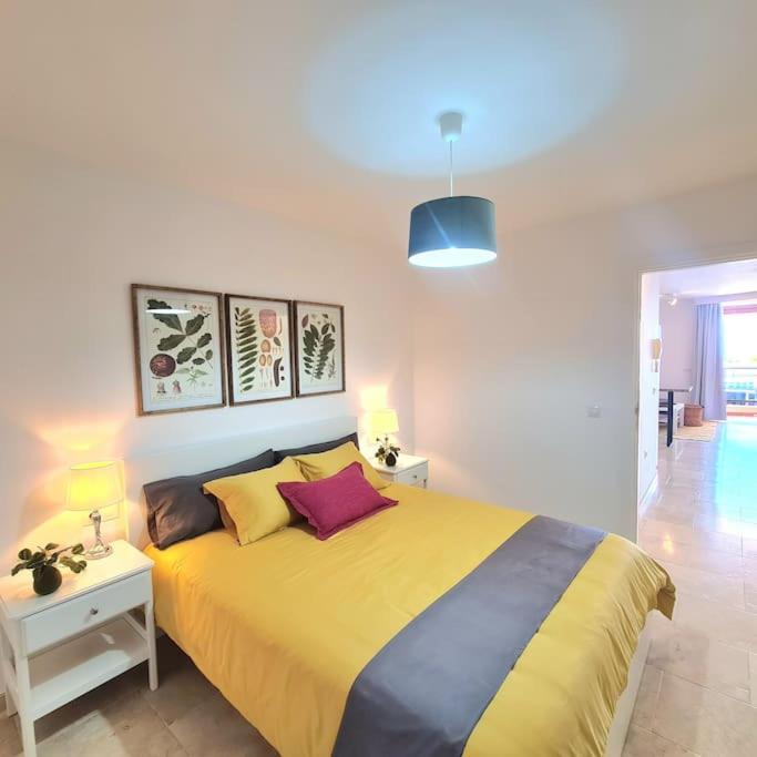 Sunny Ocean View Apartment Палм-мар Екстериор снимка