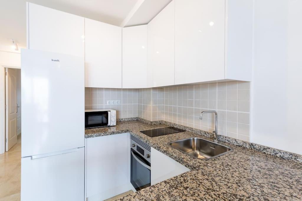 Sunny Ocean View Apartment Палм-мар Екстериор снимка
