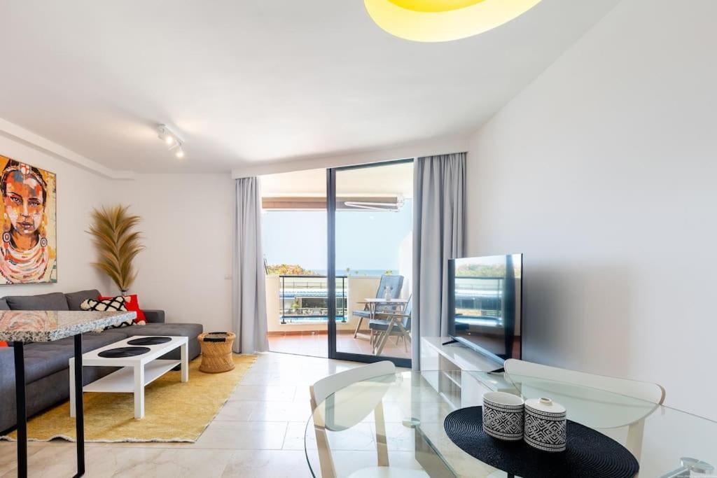 Sunny Ocean View Apartment Палм-мар Екстериор снимка